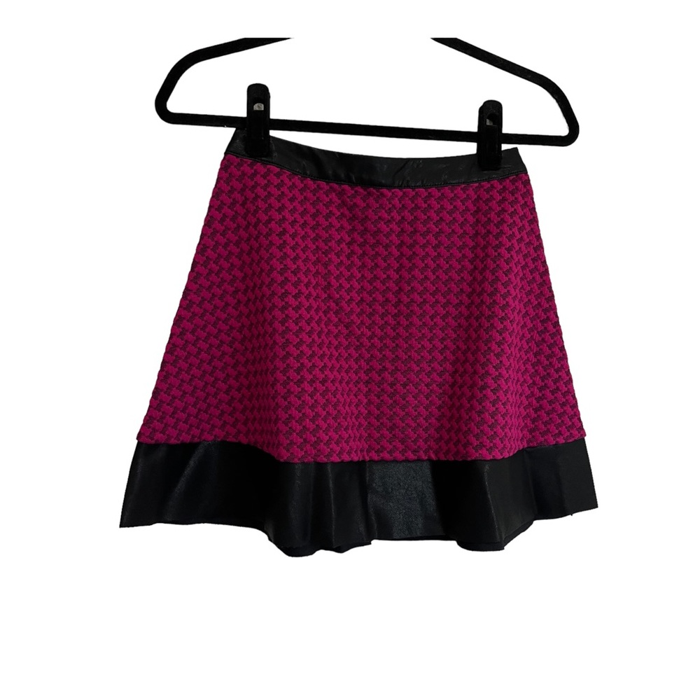 Candies Pink Black Faux Leather Trim Skater Mini Skate Y2K Womens Size 0 NEW